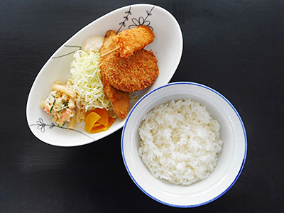 コロッケライス