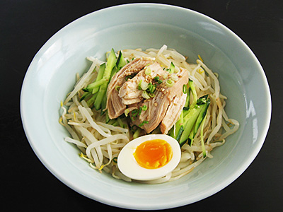 ゴマだれうどん